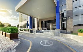 Hampton By Hilton Istanbul Kayasehir